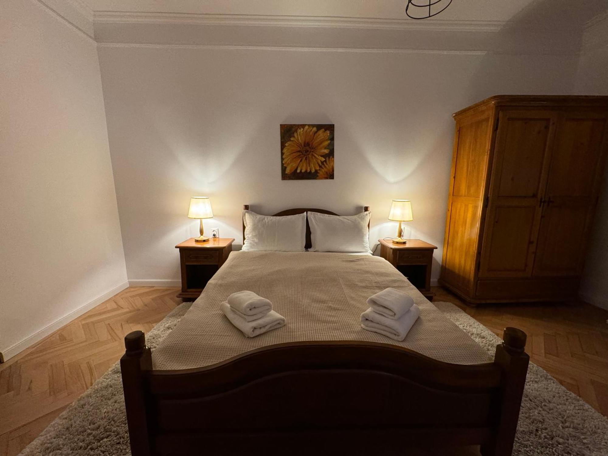 City Charm Appartement Braşov Buitenkant foto